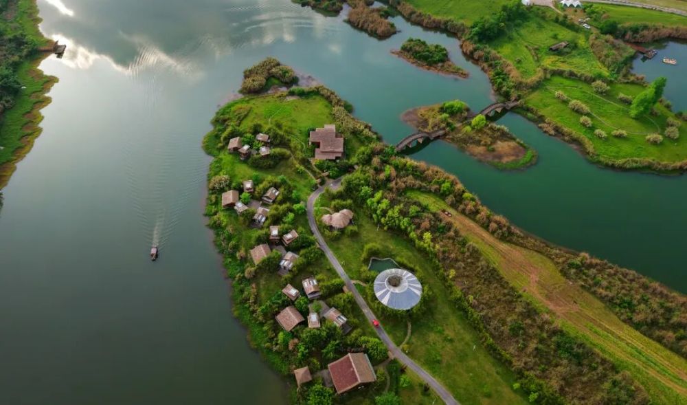 凤仪湾水镇（南充市融媒体中心记者 余中华 摄）D1JI_20260418174409_0054_D.jpg